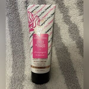 Emily In Paris Body Lotion
